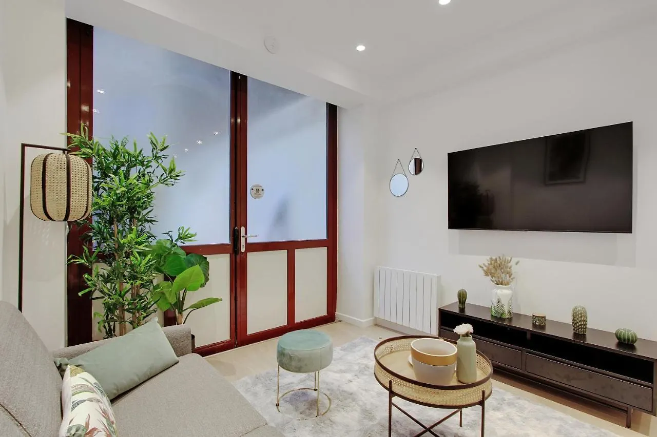 Cmg - Appartement 4Pers Trocadero Paris 0*,  Frankrike